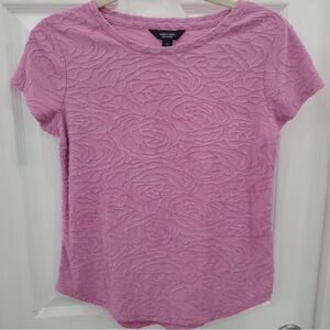 Vera Wang Women's Pink Textured Top!